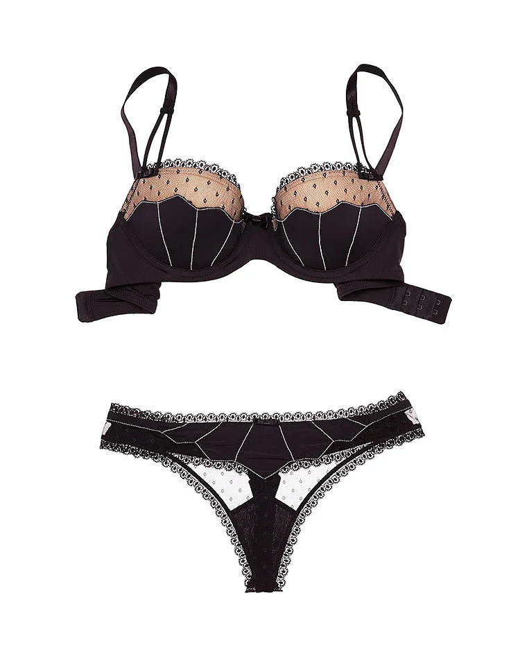 Rylie Black 2 Push Up bra bundle Still 3