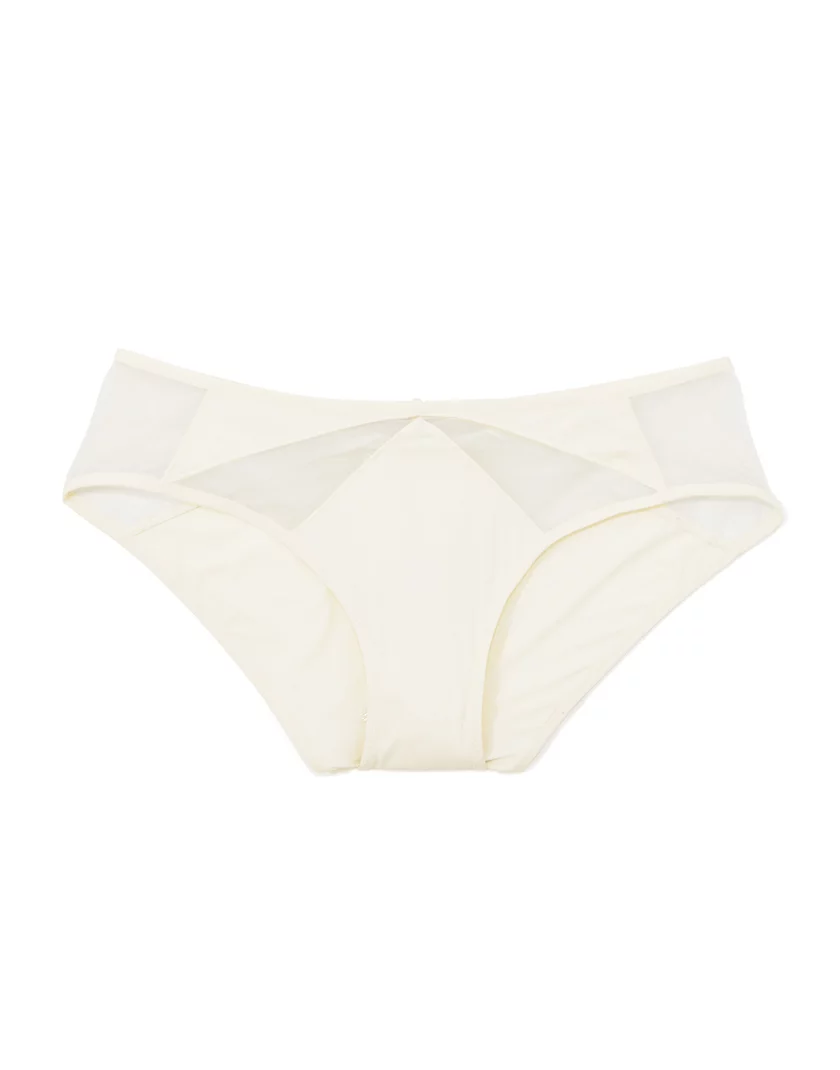 Maddeyy Bikini White panty bundle Still 1