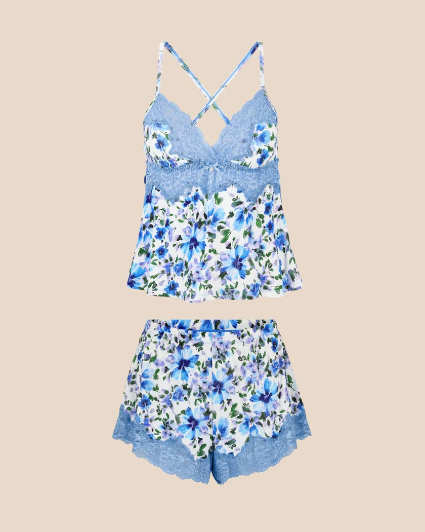 Lora Floral White sleepwear bundle Still 3