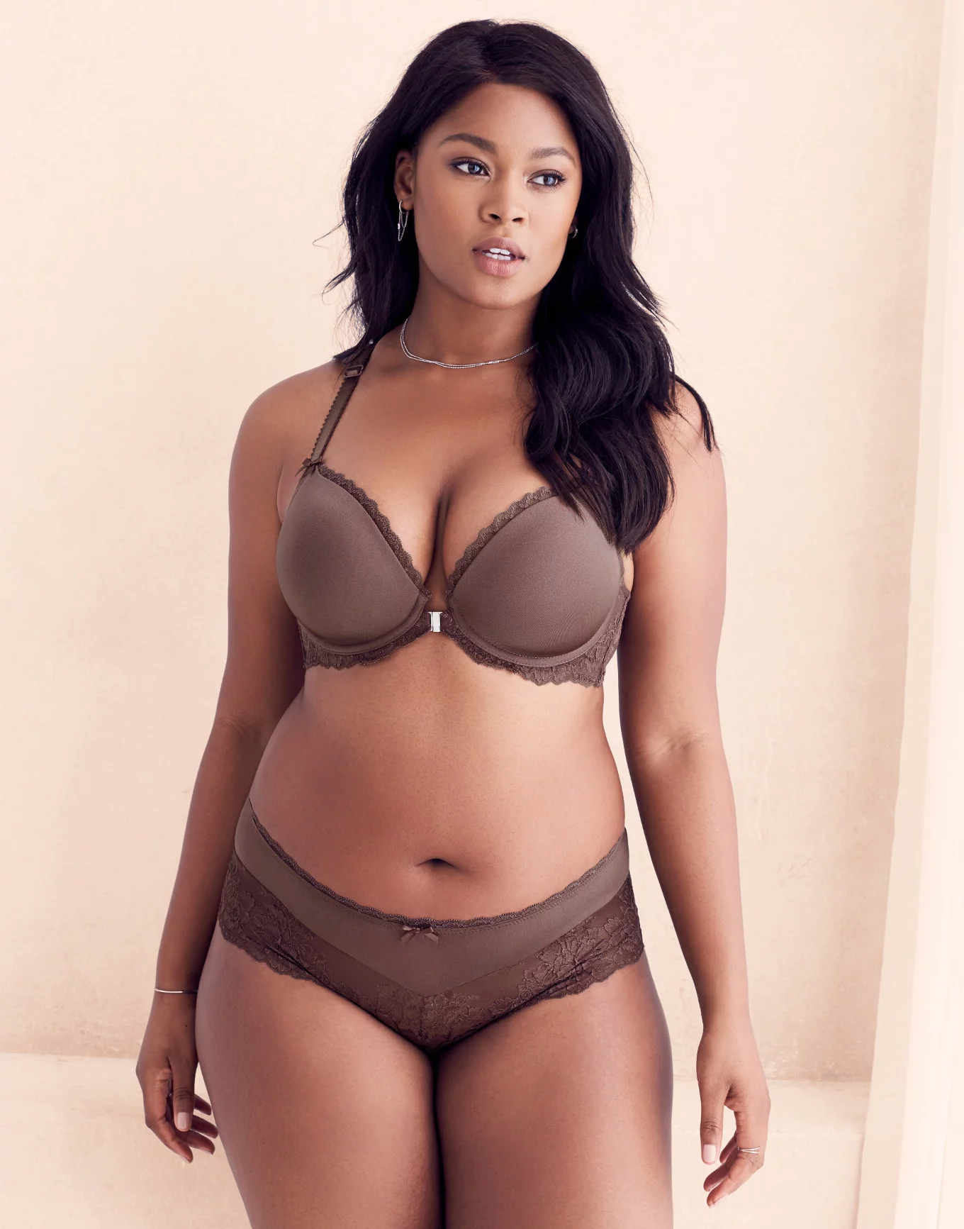 Women's Plus Size Smooth Plunge Brown Bra