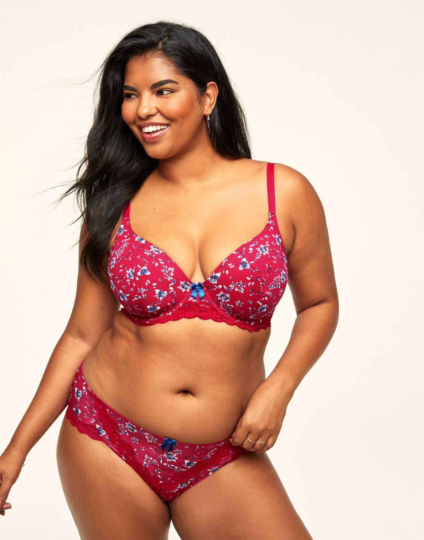Nare Floral Red Plus Contour Full Coverage, 38DDD-40H