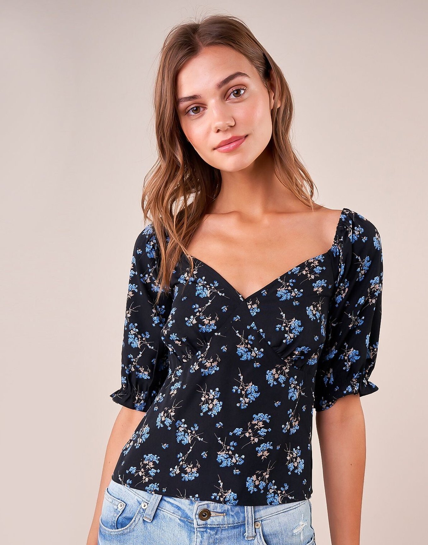 Jillian Top Black Floral, XS-M | Adore Me