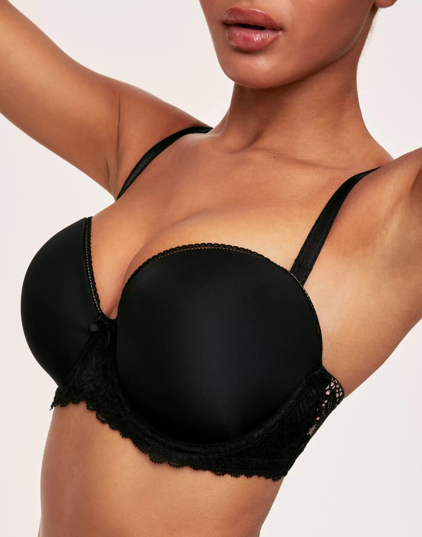 Adore Me Super sexy 34DDD Push Up bra Black Size 34 F / DDD - $36 (38% Off  Retail) New With Tags - From Heather