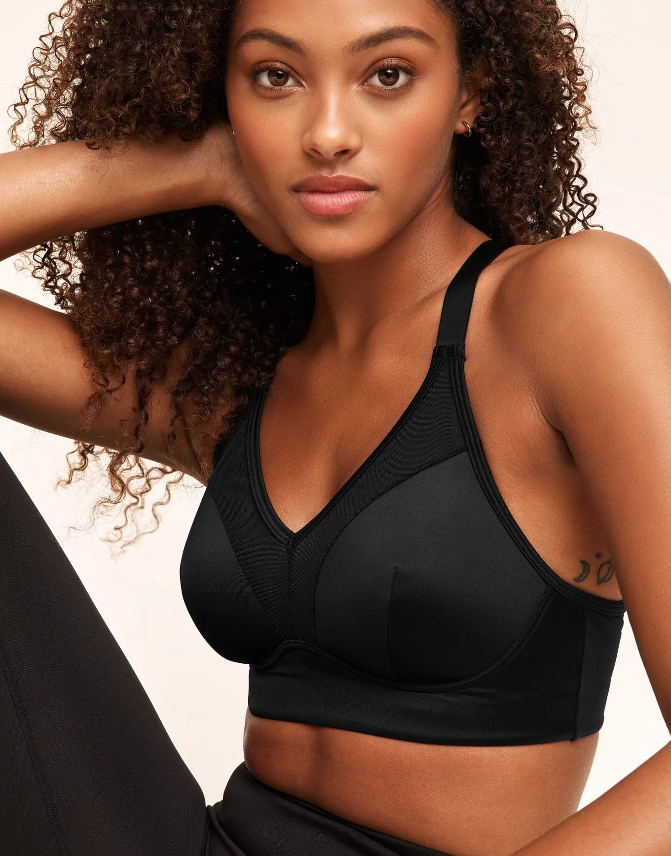 Buy ANESHA Women's Racerback Sports Bra, Moisture-Wicking Sports Bra with  Moderate Support Free Size (28 – 32) Pack of 1 Black Color at