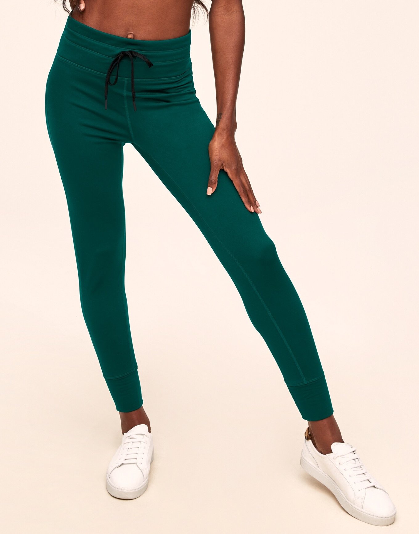 These 'Toasty' and 'Secure' Fleece-Lined Leggings Are on Sale at Amazon