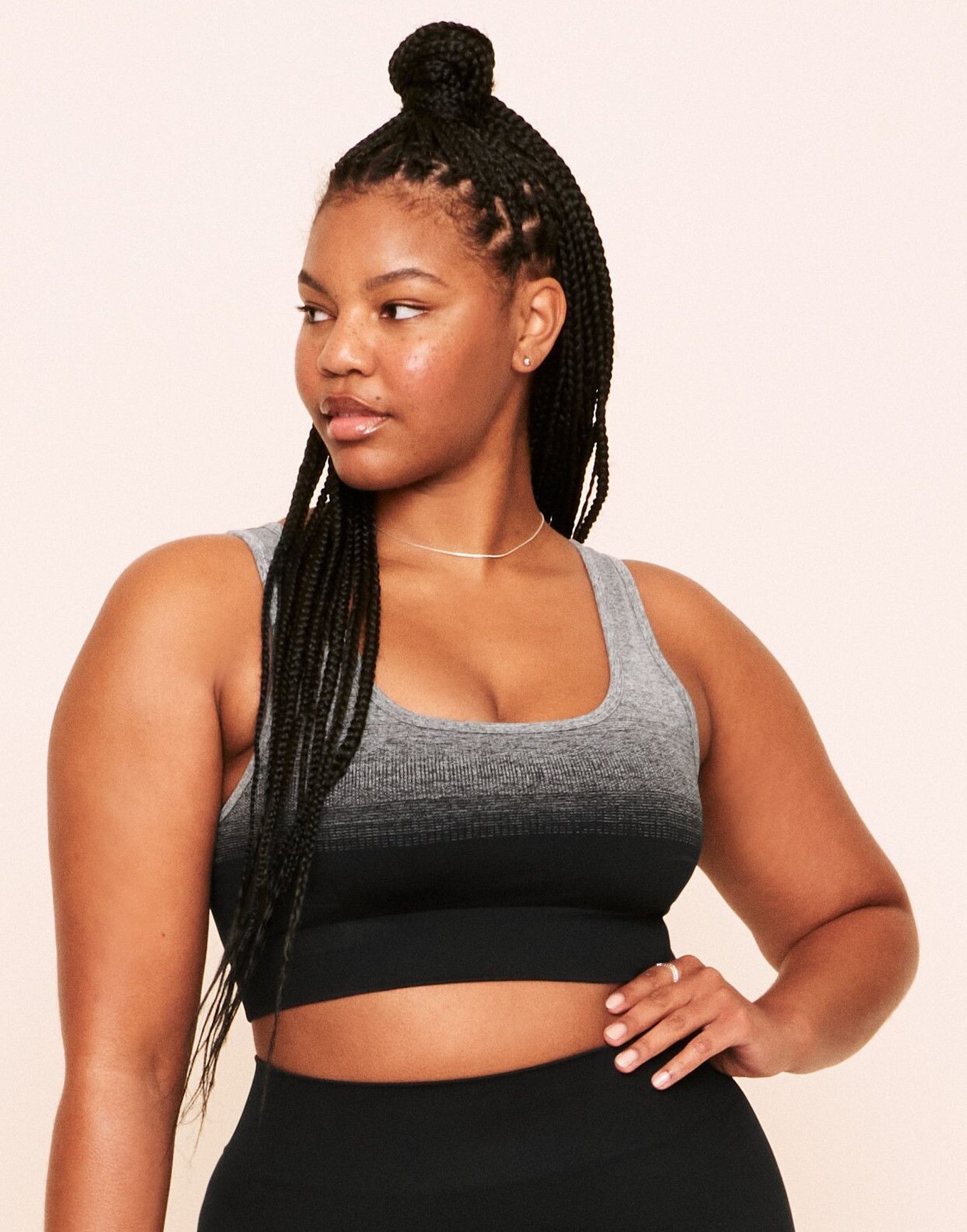 Plus Size Sports Bra for Women, Compression Wirefree Medium Support Bra  Crop Tank Top, Push Up Yoga Bra with Removable Cups (Color : B, Size 
