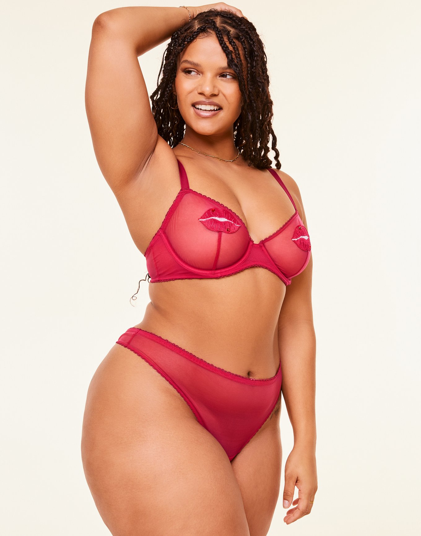 Alyshia Unlined