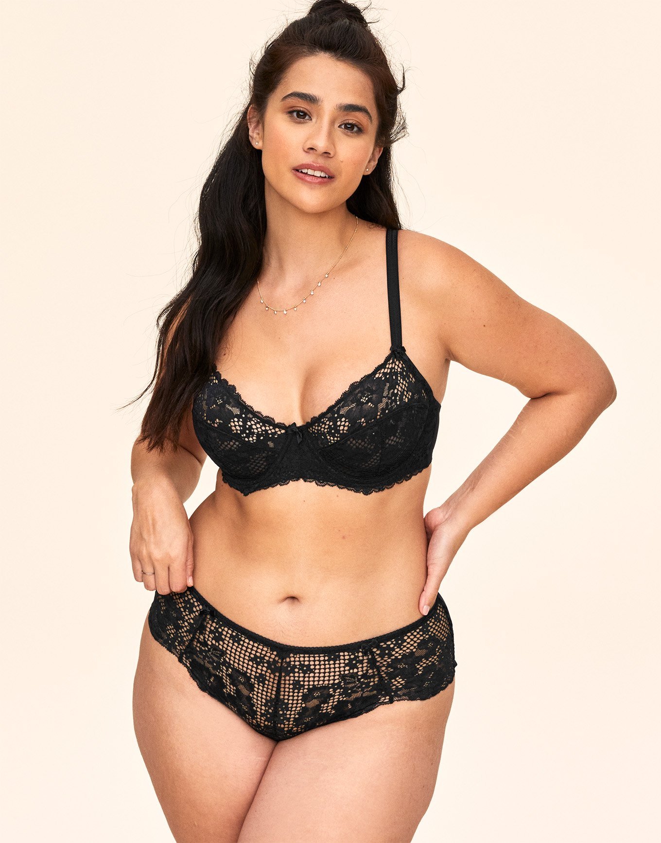 Black Lace Panties and Bra Set Plus Size 2 Piece Lingerie for Women Strappy  Bra and Panty Underwear Sets, Black, Medium : : Clothing, Shoes &  Accessories