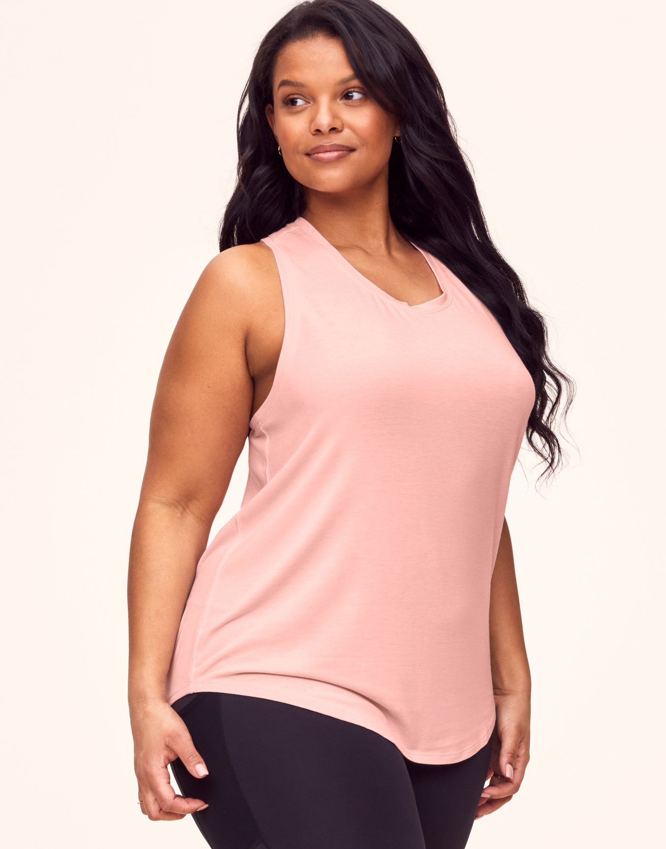Soulcielite - Current mood: 💗🍭 . Happy Monday! #macaronpink . . Available  now @aloyoga Knot Bra in Macaron Pink (XS, S & M) and High-Waist Mesmerize  Capri in Macaron Pink (size XXS). .
