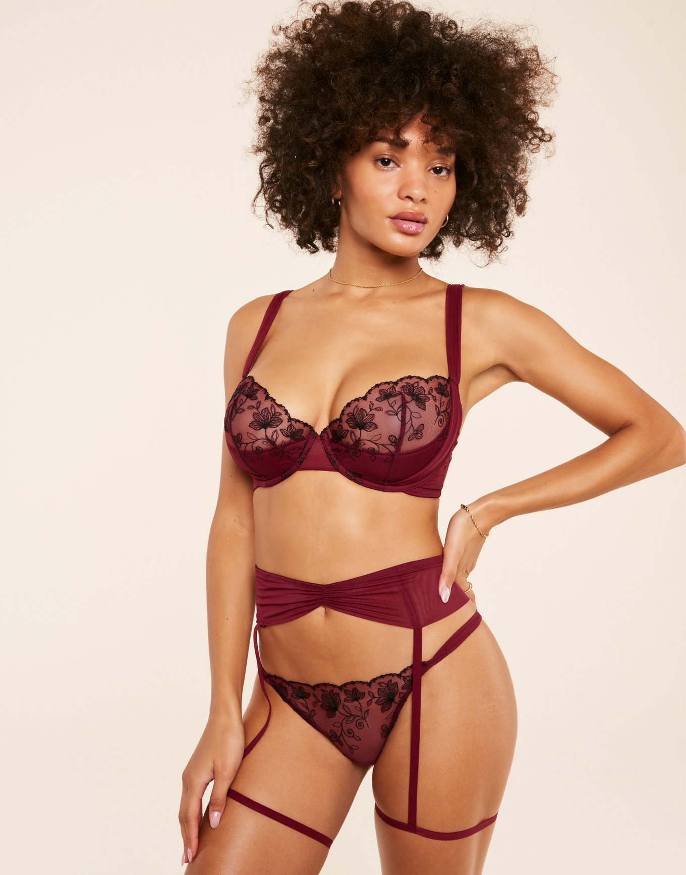 Red Mesh Strapless Lace Cup Underwired Lingerie Set