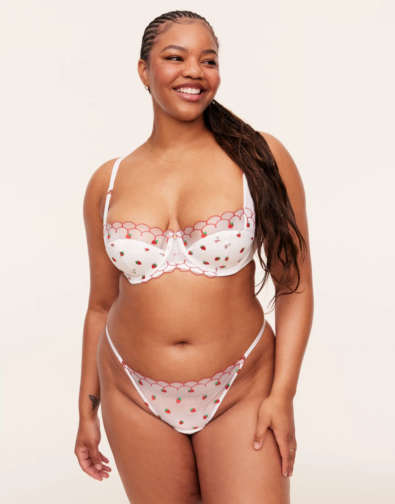 17 Best Plus-Size Lingerie Brands to Try Right Now: Savage X Fenty, Playful  Promises, AdoreMe