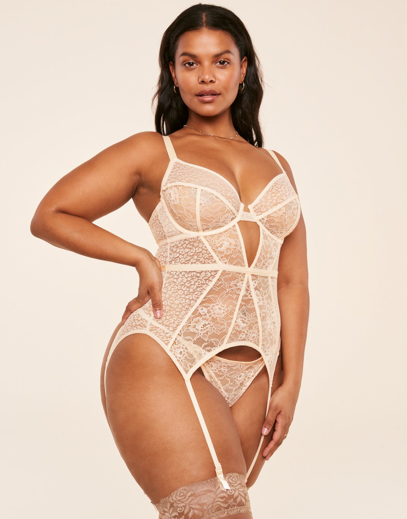New Look Curve lace detail highwaist briefs in tan