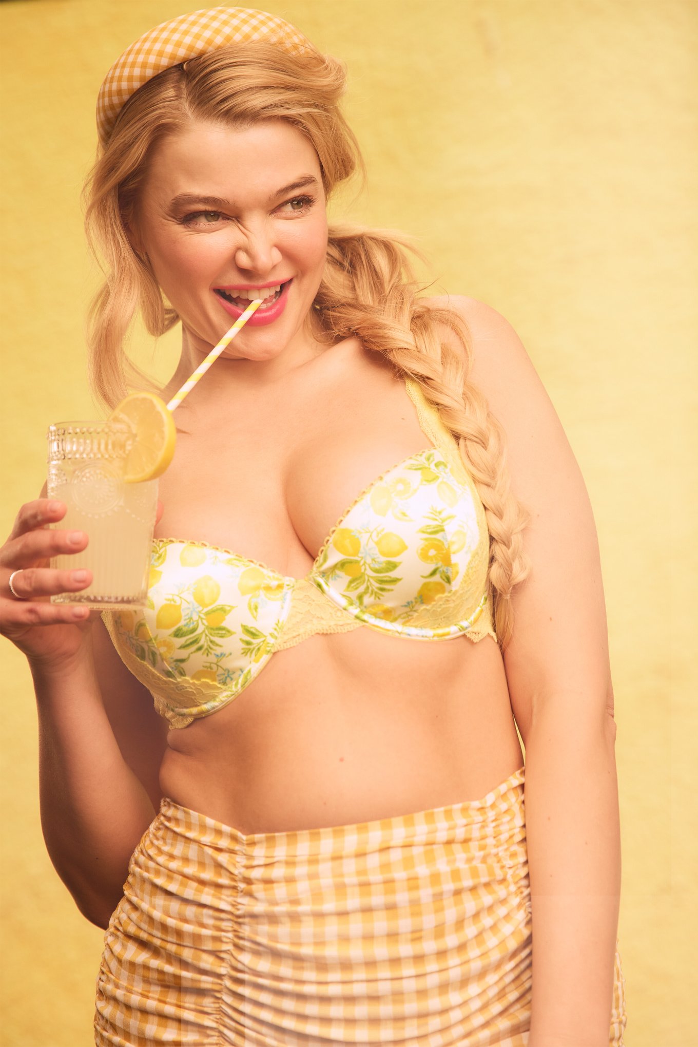 Rochelle Novelty White Push Up Demi, 32A38DD Adore Me