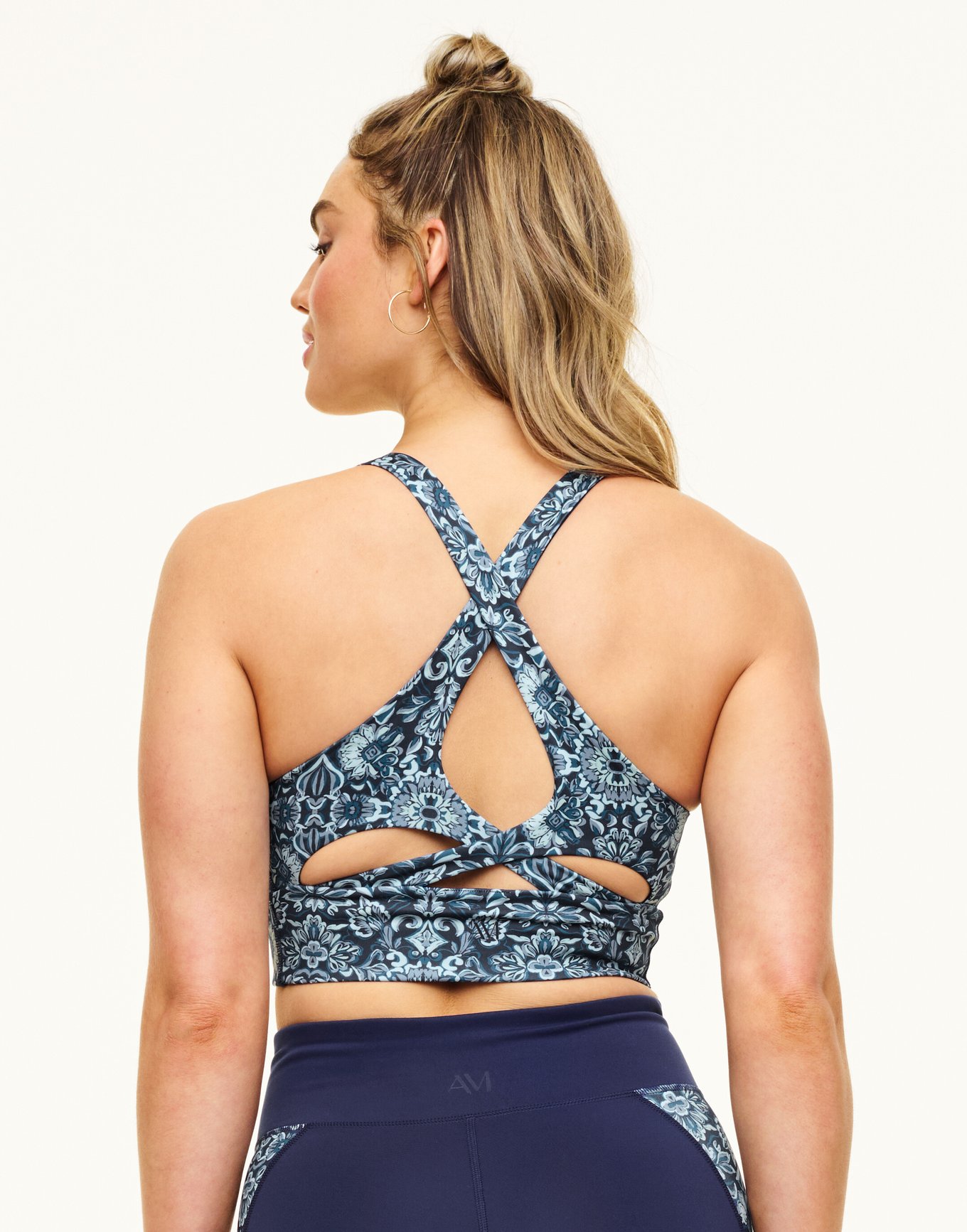 Lotus Crossover Bra Contour
