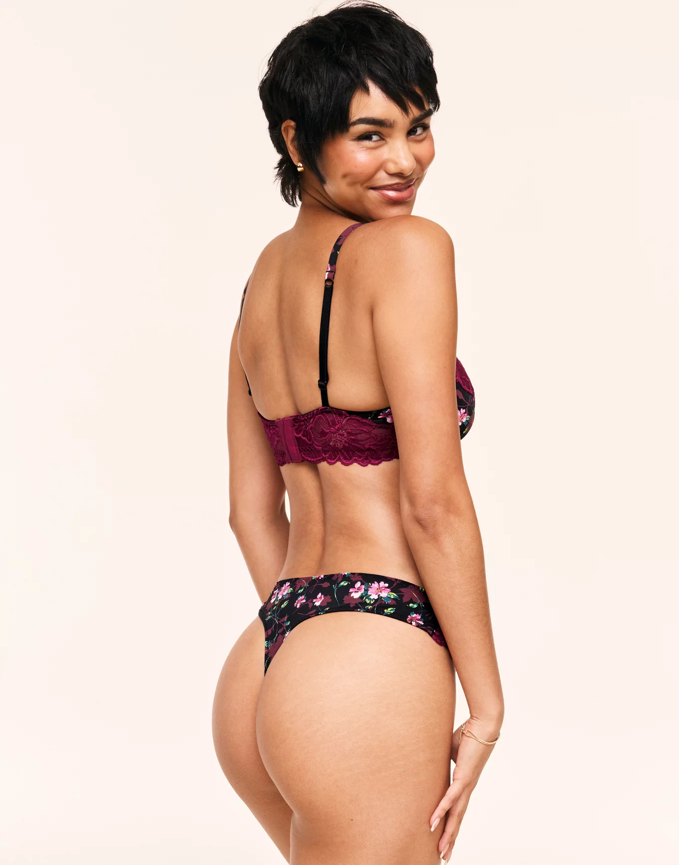 ●ONE BRILLIANT● DaphneOB438Black Daphne-OB438-Black Daphne Black Plus Contour Balconette, 38DD-46DDD | Adore Me