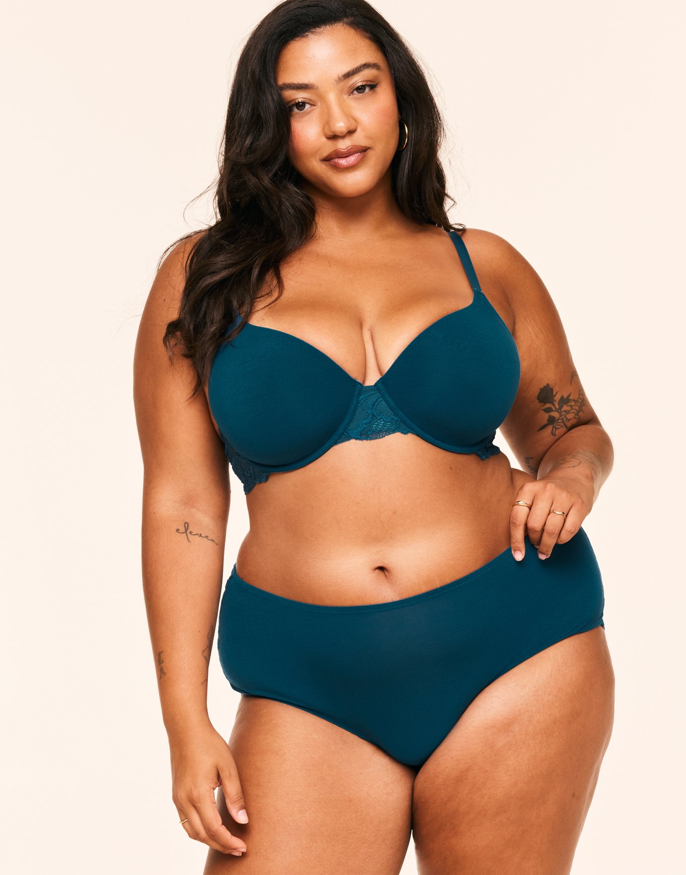 Teagan Contour Plus