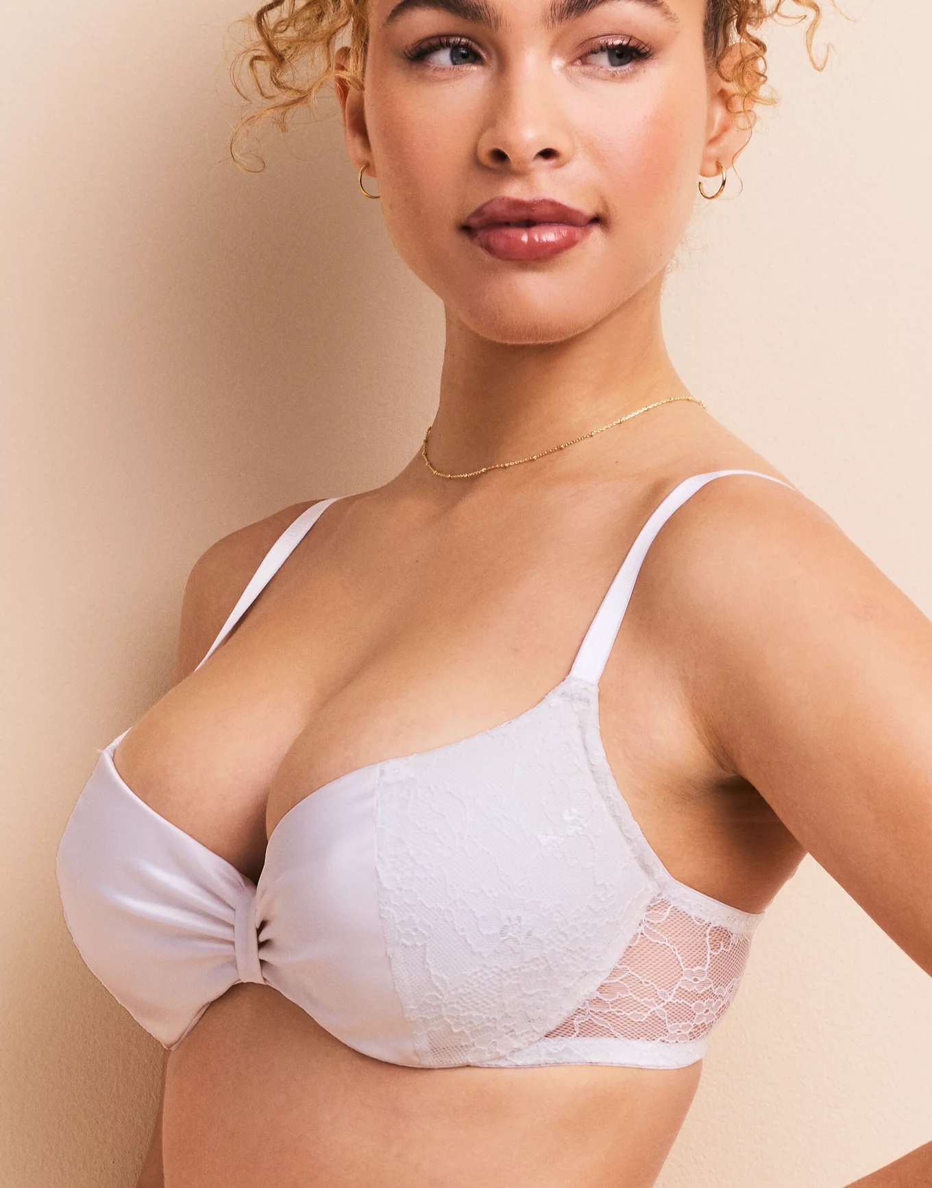 Eira Push Up
