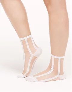 Sheer Ankle Sock in White