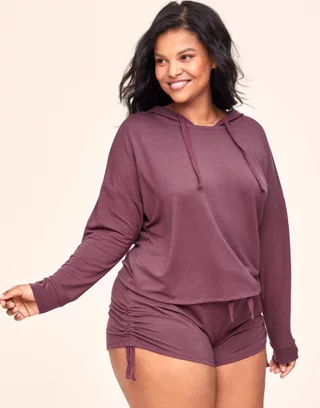 The SKIMS Cozy Collection Is A Win (Especially For Plus-Size