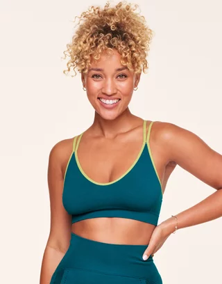 AOUPVAY Strappy Sports Bra for Women Padded High Impact Push Up