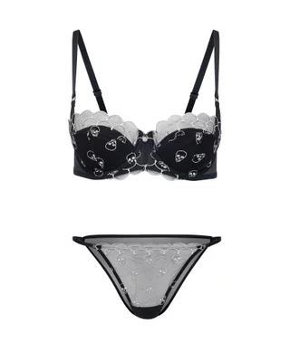 Bettie Contour