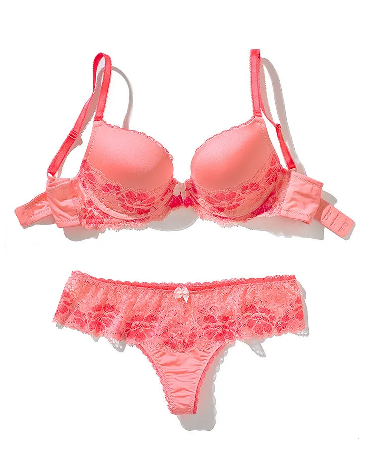 Paydon Medium Pink Push Up bra and panty bundle Model 1