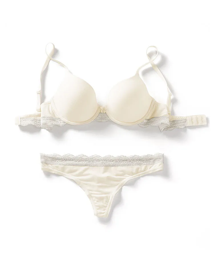 Lorena White 4 Lightly Lined bra bundle Still 1