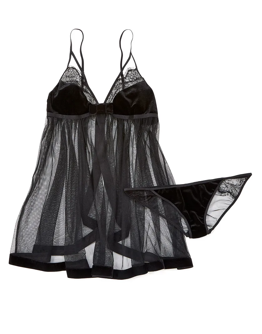 Kenzi Black lingerie bundle Still 3