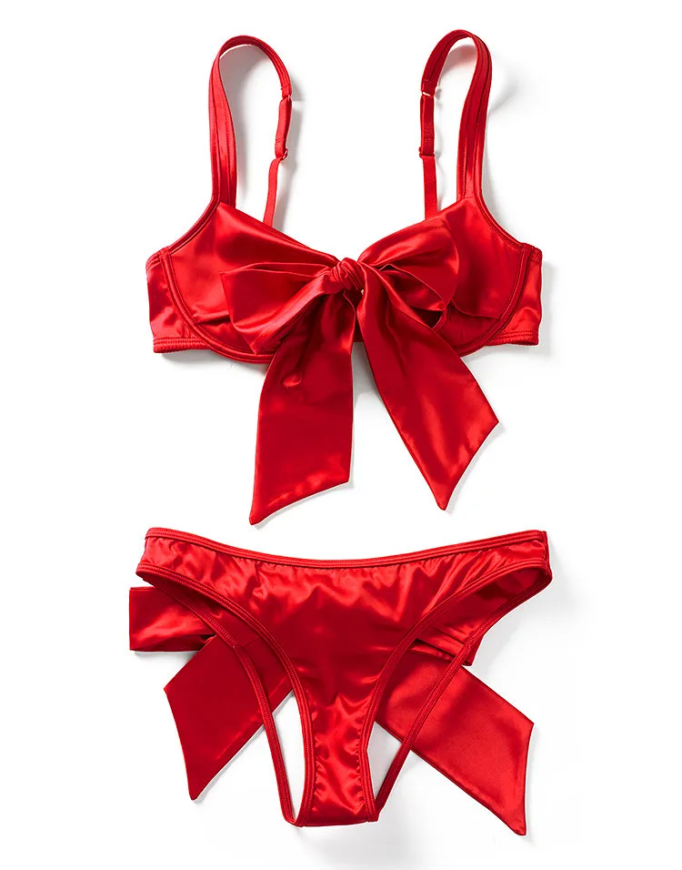 Gynger 2019 Dark Red 2020 Unlined bra bundle Still 1