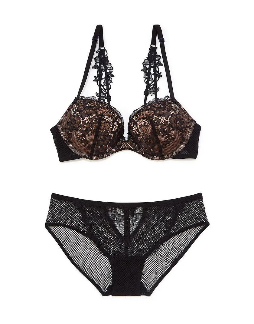 Leesa Black 2 Push Up bra bundle Still 1
