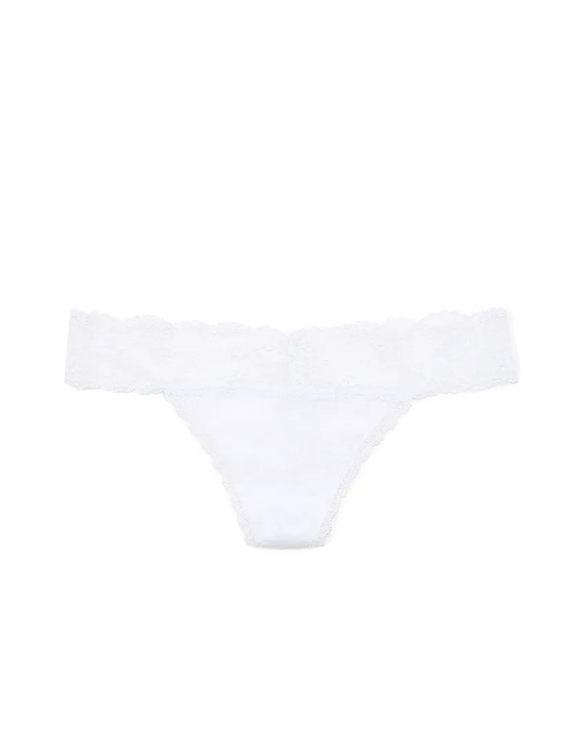Karaa Thong White Plus panty bundle Still 2