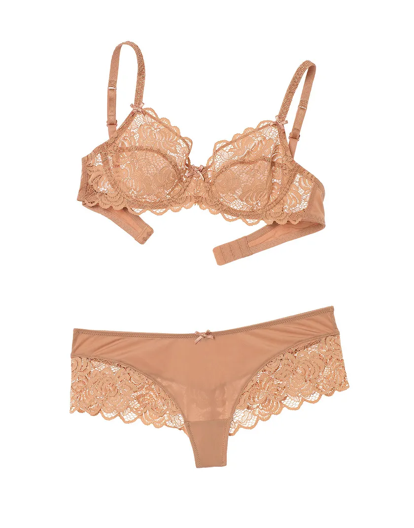 Paris Medium Beige 4 Unlined bra bundle Still 1