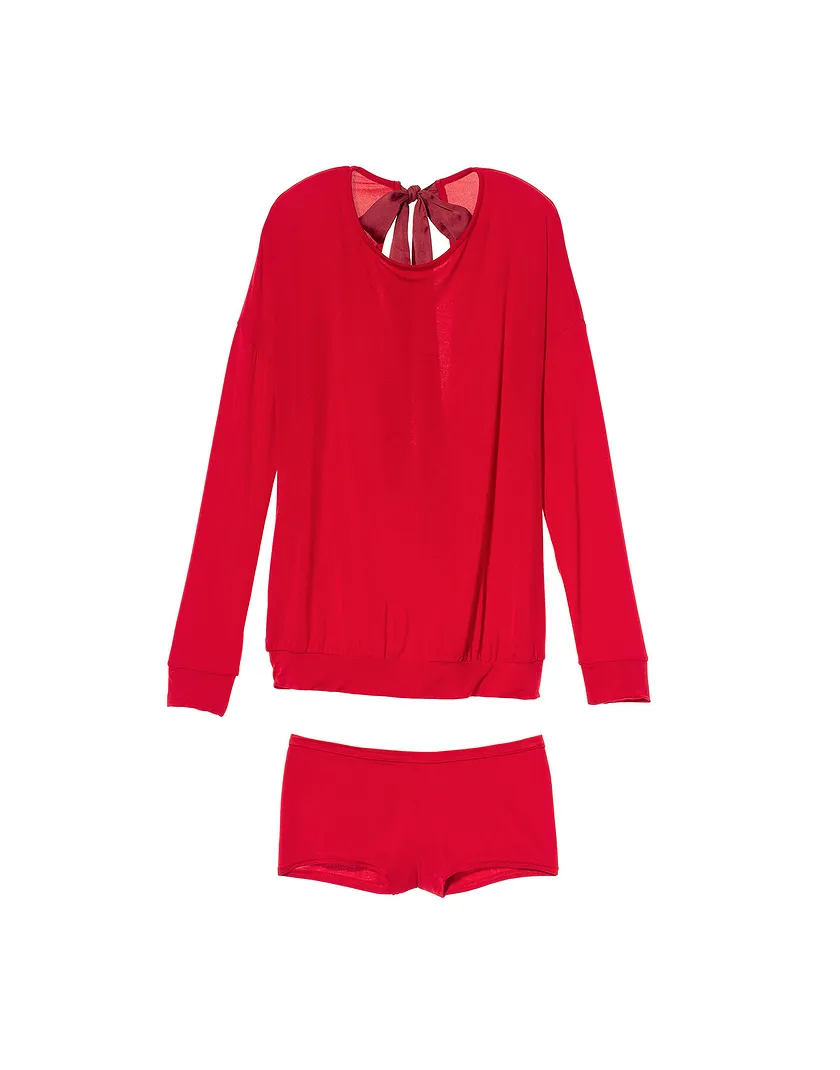 Lyanna Dark Red sleepwear bundle Still 3