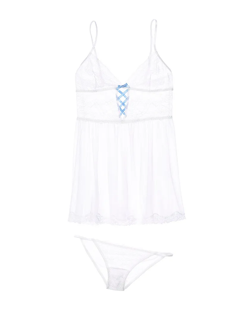 Yolandi White Unlined lingerie bundle Still 1