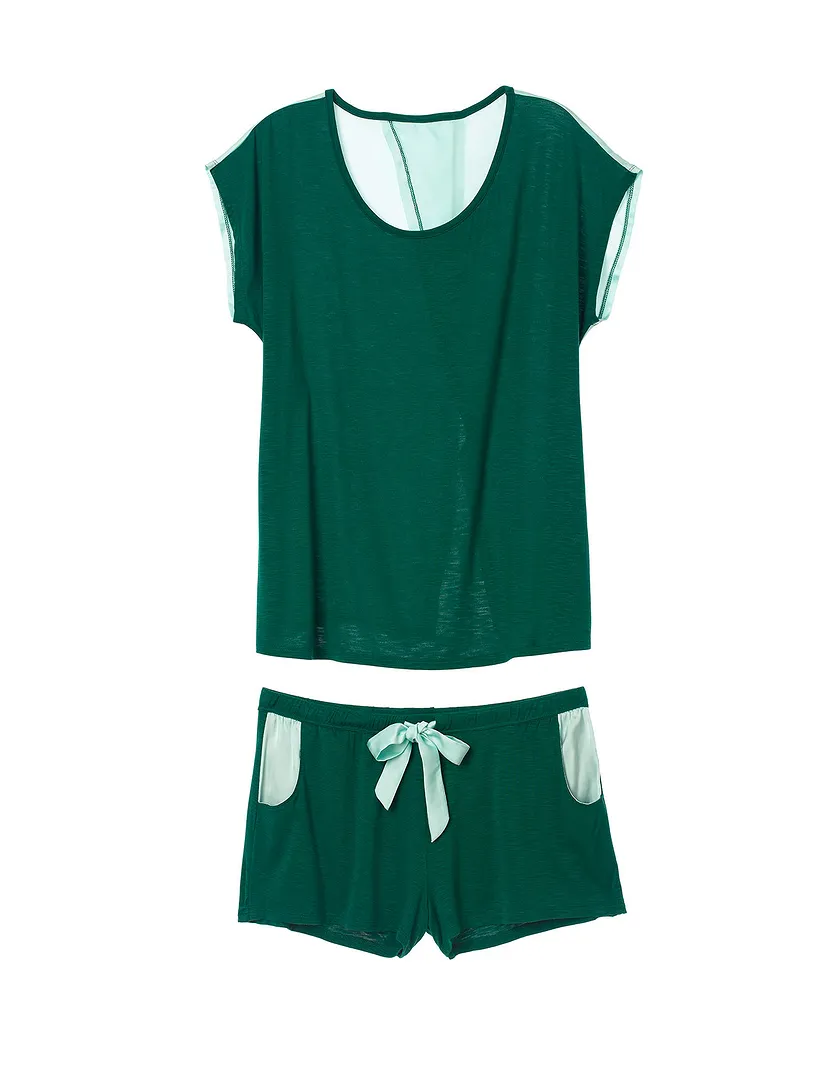 Katherine Dark Green sleepwear bundle Still 3