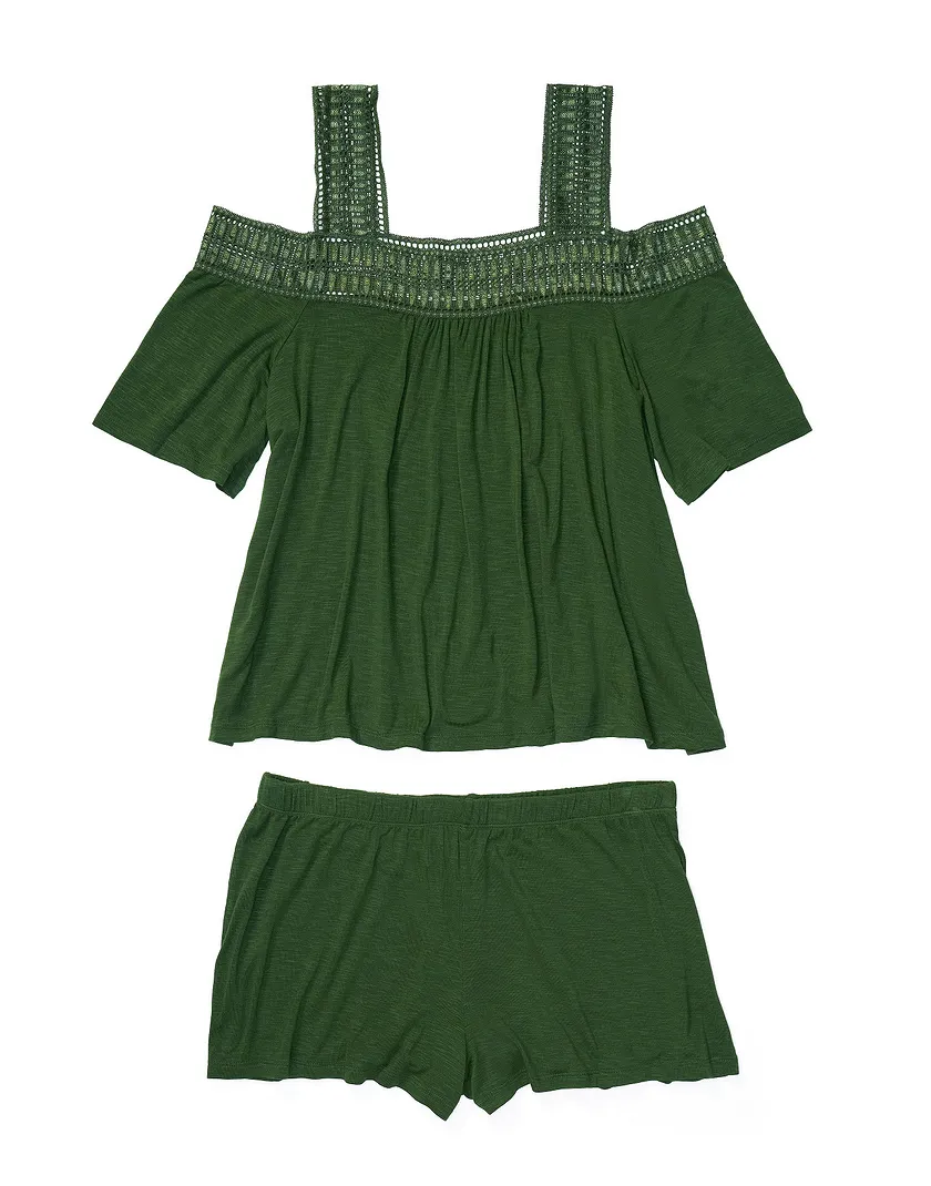 Aitana Dark Green sleepwear bundle Still 3