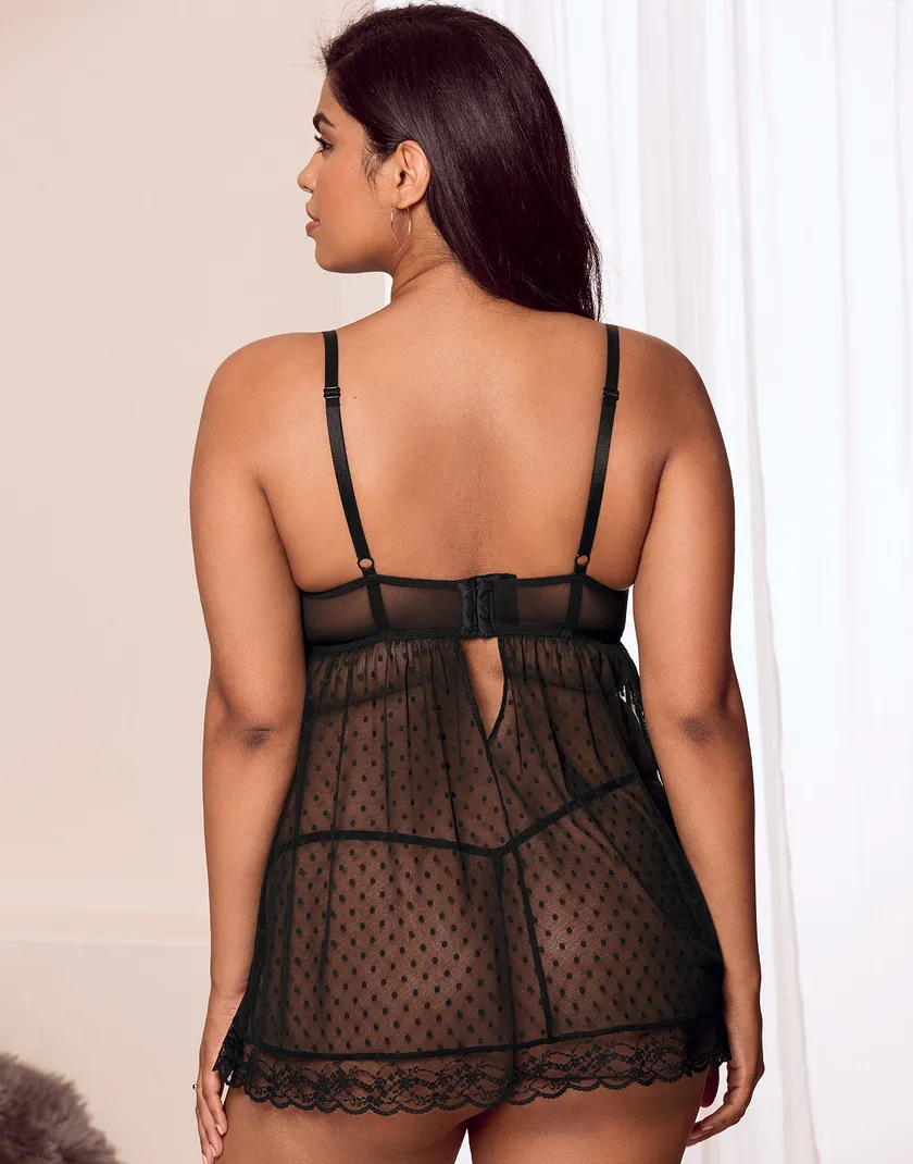 Zana Black Plus Unlined lingerie bundle Model 3