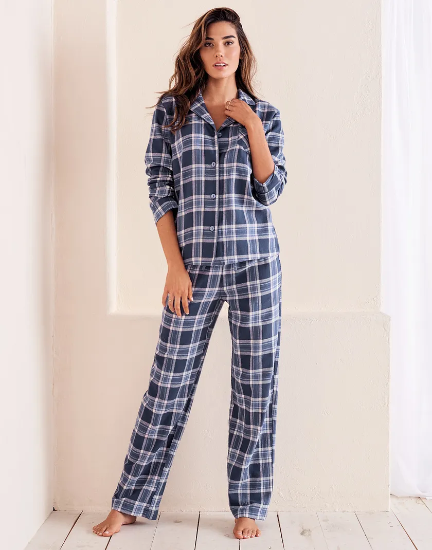 Chafia Plaid Blue sleepwear bundle Model 1