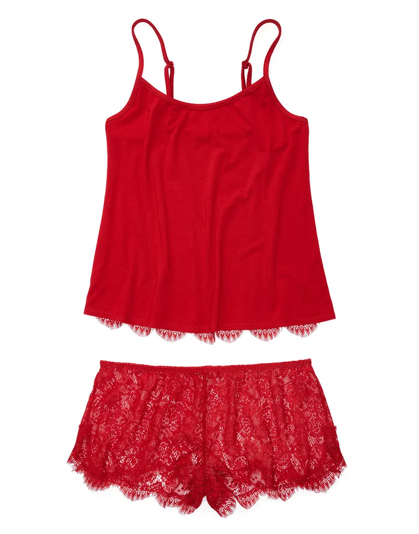 Reign Dark Red lingerie bundle Still 3