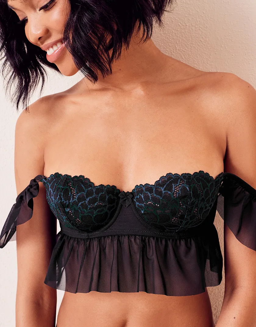 Abila Black Unlined bra and panty bundle Model 1