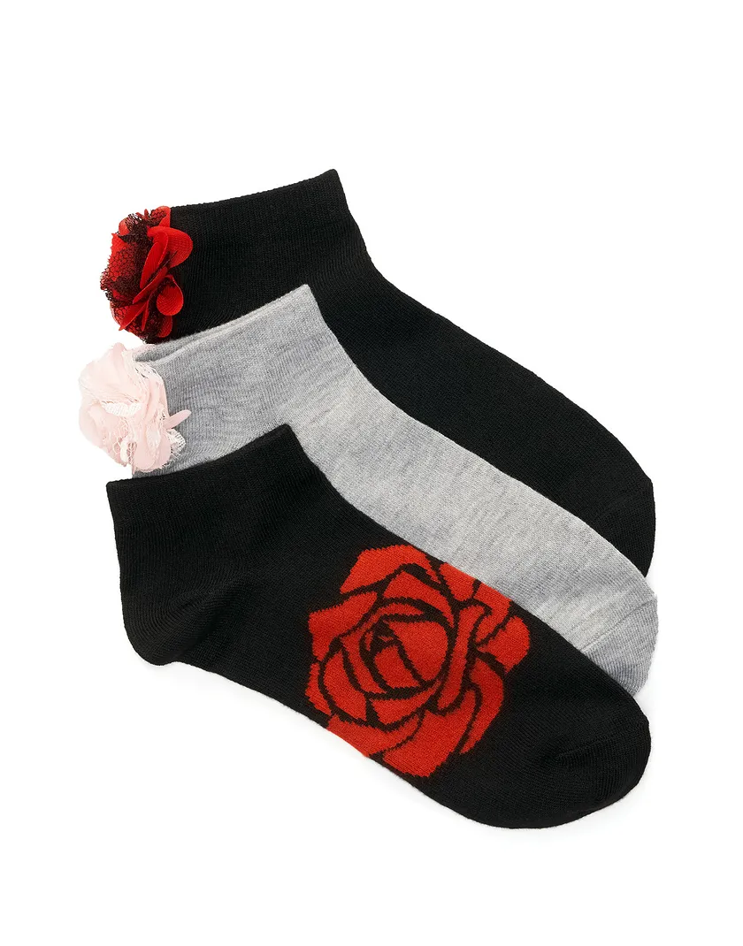 Verese Black legwear bundle Still 2