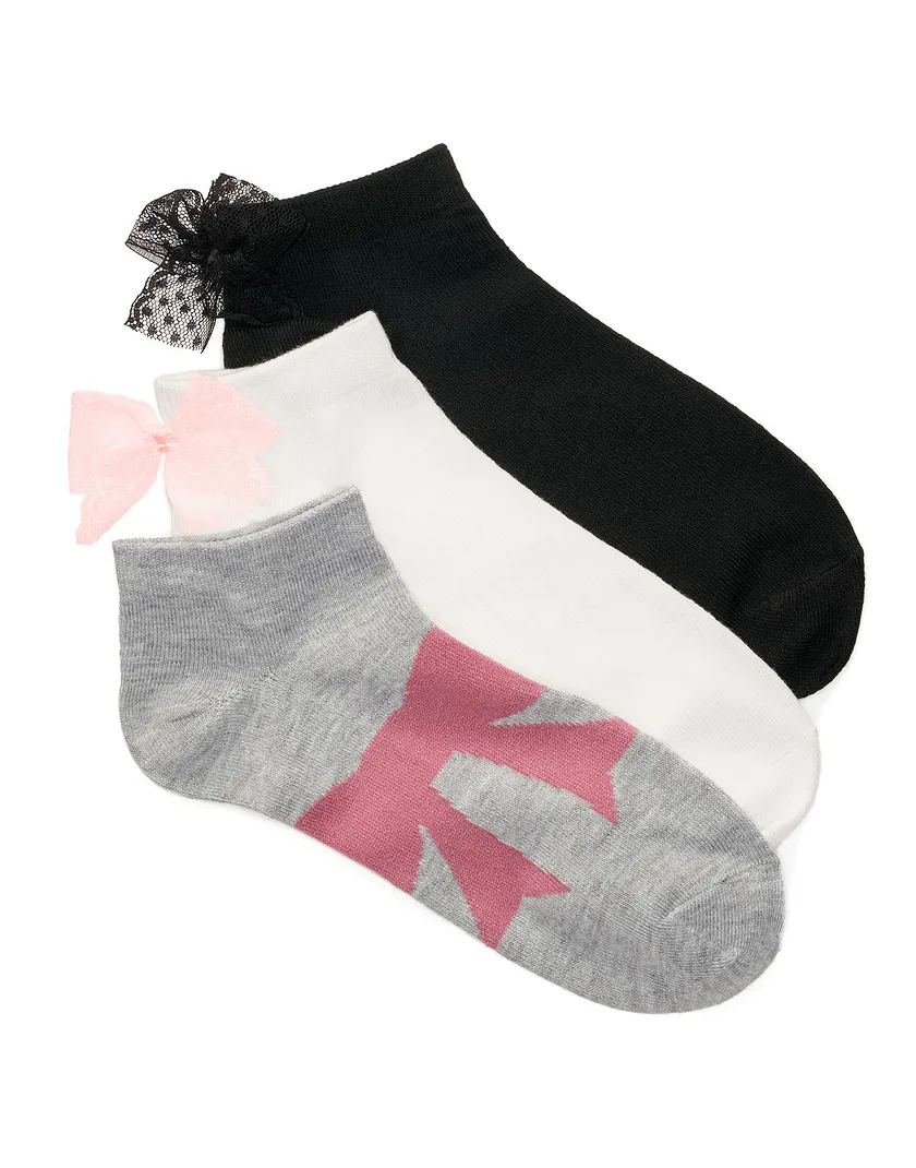 Asti White legwear bundle Still 2