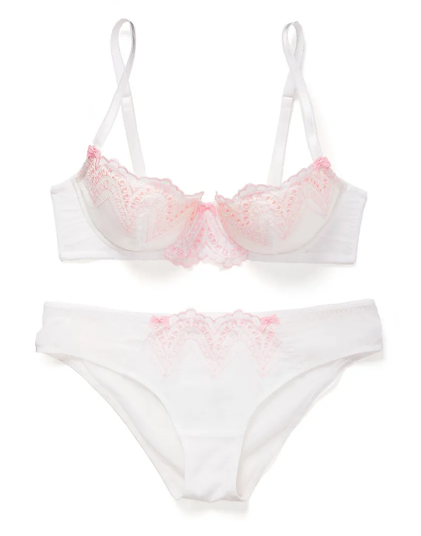 Carelle White 4 Lightly Lined bra bundle Still 2