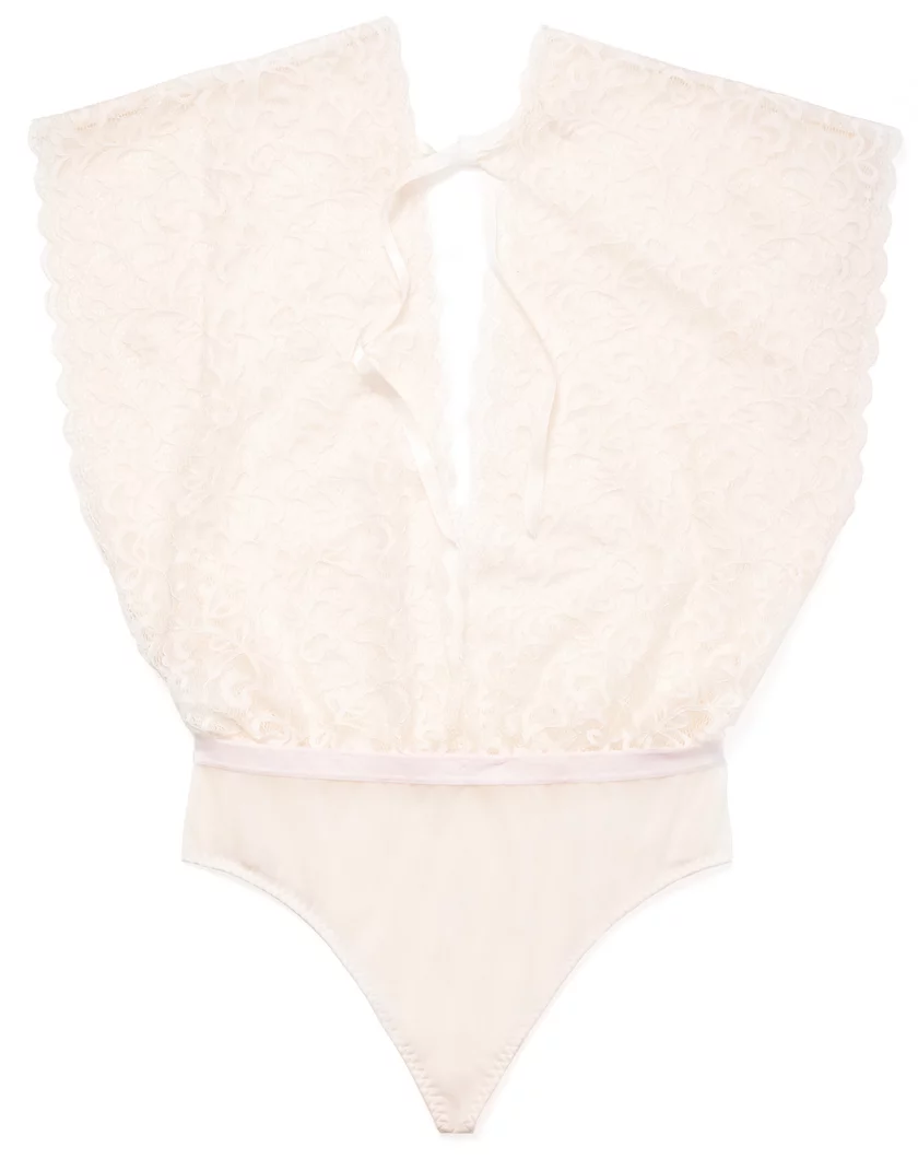 Marelaine White Unlined lingerie bundle Still 3