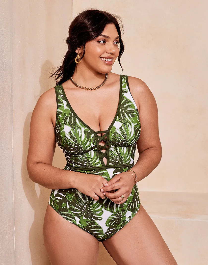 Andressa Tropical Green Plus Contour swimwear bundle Model 3