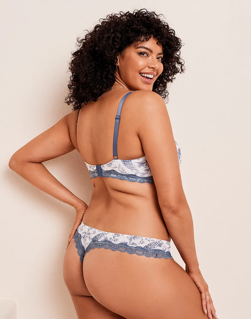 Nare Novelty Blue Plus Contour bra and panty bundle Model 3