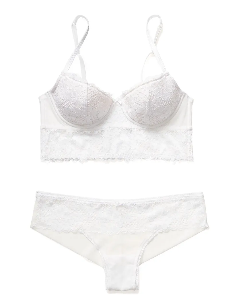 Pacchi White 4 Lightly Lined bra bundle Still 2