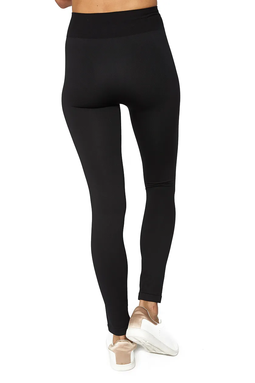 Picior Black legwear bundle Model 2