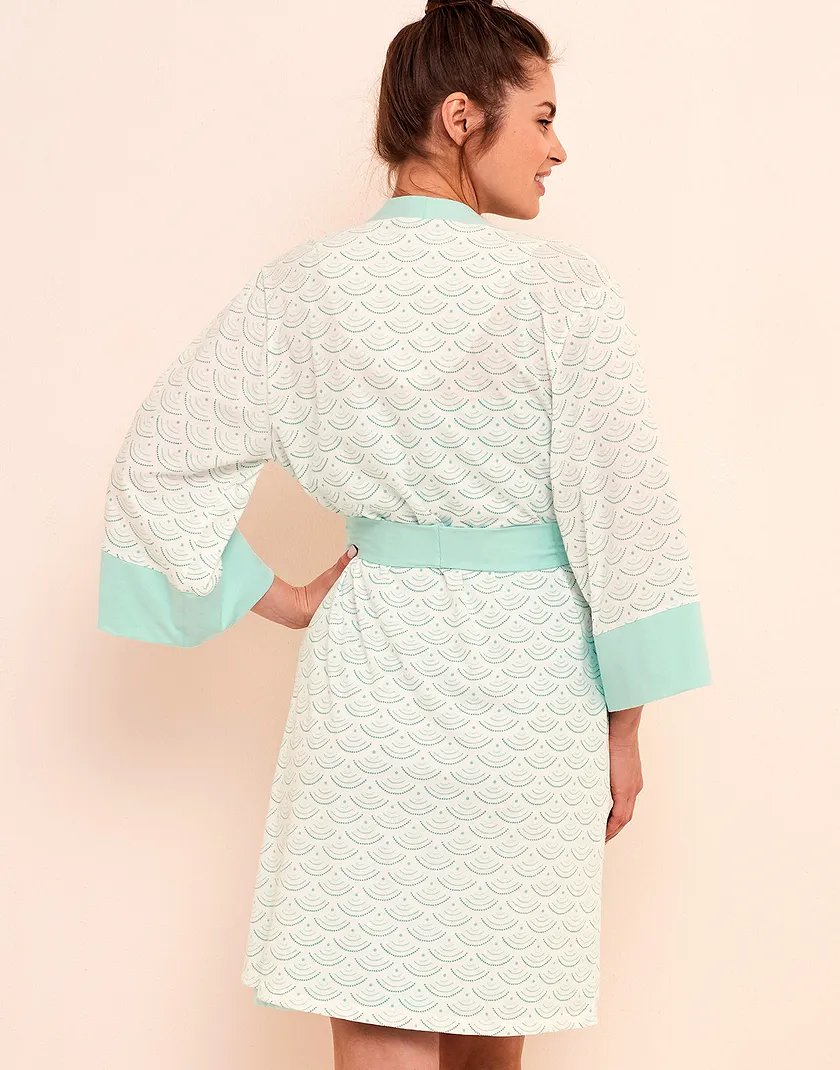 Hana Robe Geo White sleepwear bundle Model 3