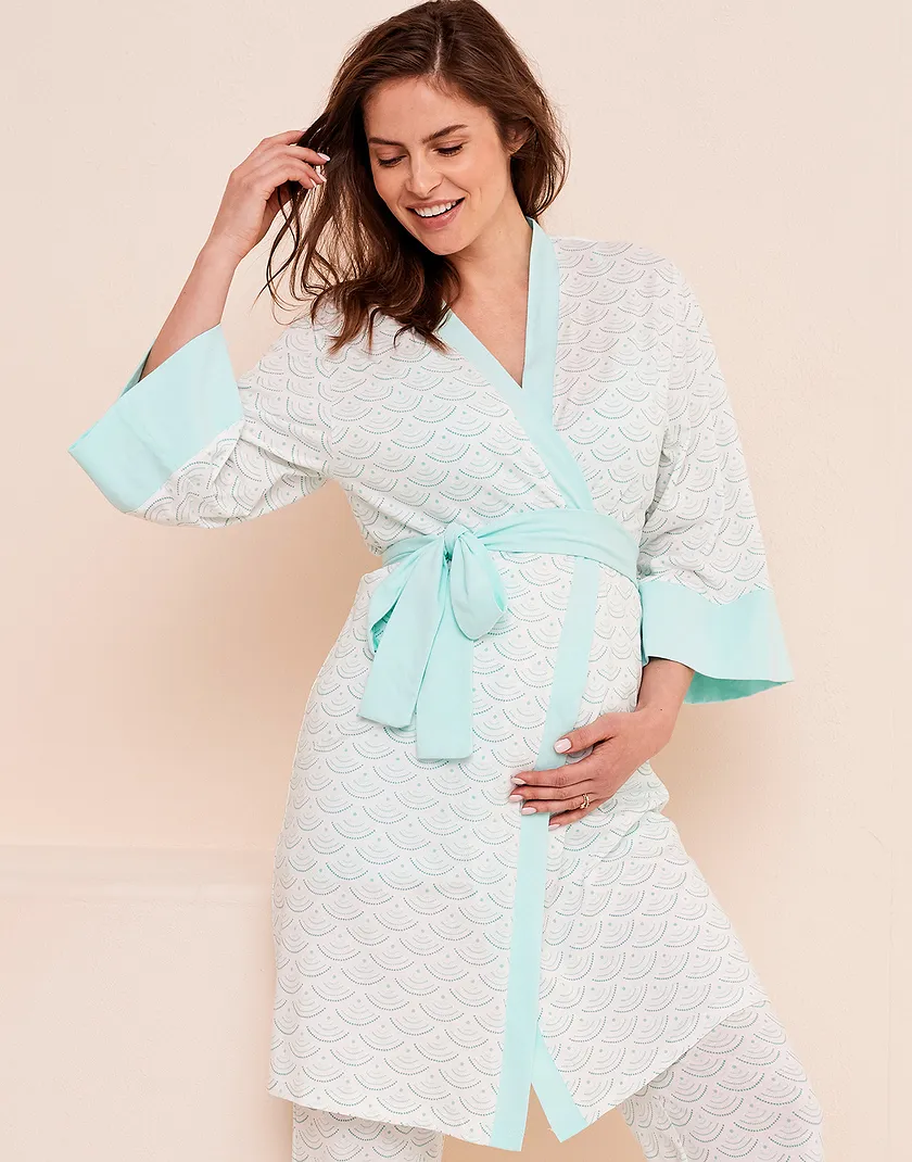 Hana Robe Geo White sleepwear bundle Model 4